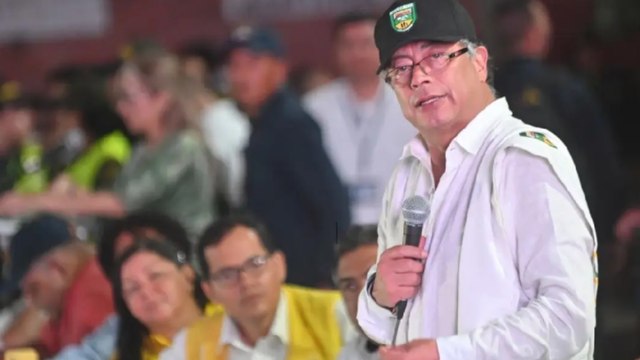 Petro pide que acuerdo con el ELN garantice el retorno de comunidades embera a sus territorios