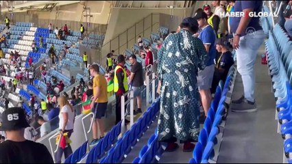 Japon taraftarların, 2022 Dünya Kupası'nda örnek davranışları