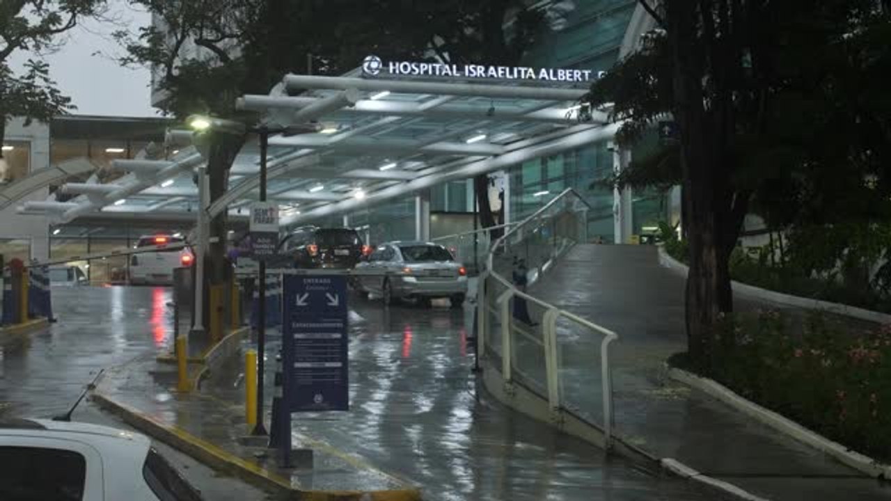 Fans wünschen dem 'größten' Pelé gute Besserung