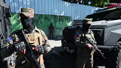 Un cuarto de millón de salvadoreños rodeados por el ejército en la lucha contra las bandas