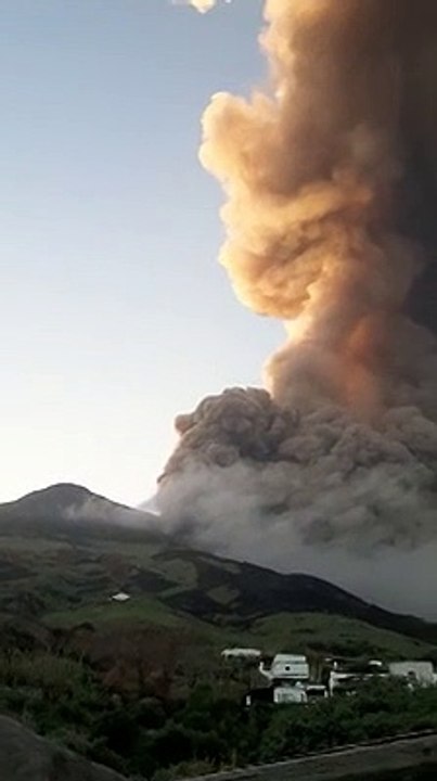 Maremoto a Stromboli, onda tsunami di un metro e mezzo. Ma "non si registrano danni"