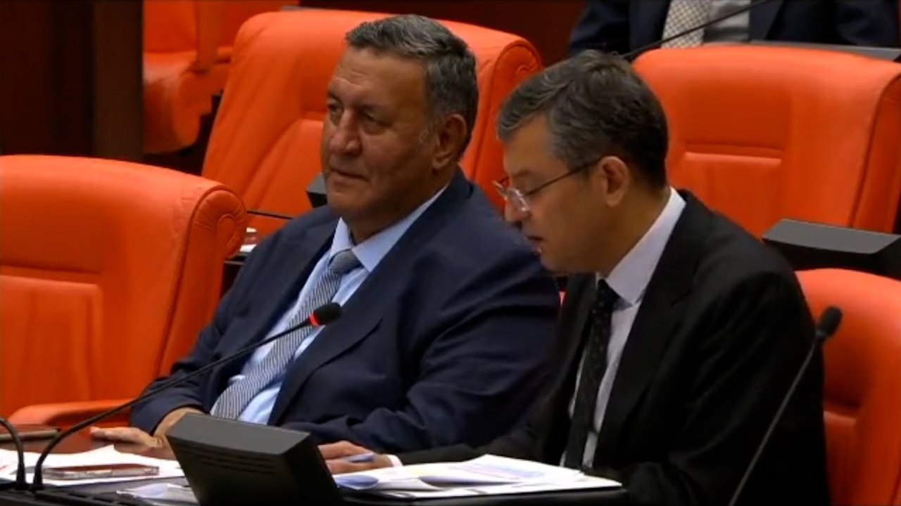 Özgür Özel: Hem ‘Dostum Putin’ diyeceksiniz, hem de Putin bu zulmü yapacak...