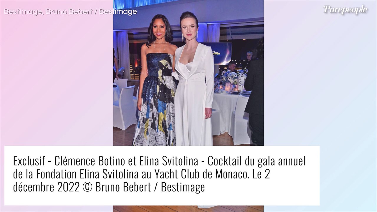 Adriana Karembeu en tenue à paillettes face à Clémence Botino qui présente son frère (et il est beau gosse !)
