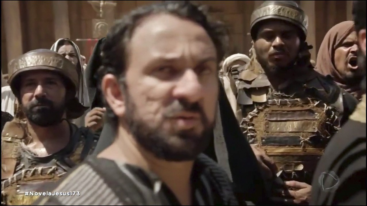 Pilatos entrega Jesus para ser julgado por Herodes Antipas