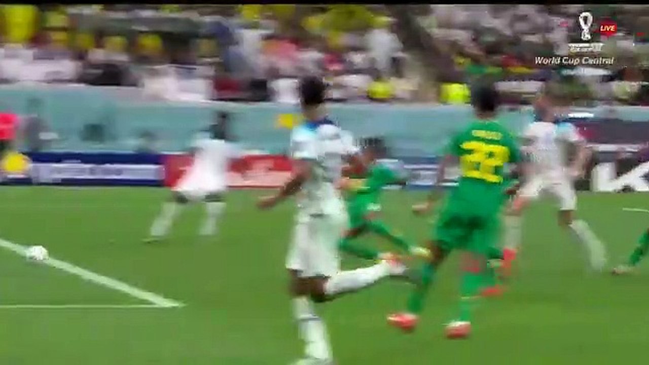 England surge past Senegal to set up France quarterfinal