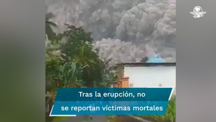 Volcán Semeru en Indonesia hace erupción; autoridades desalojan a 2 mil personas 