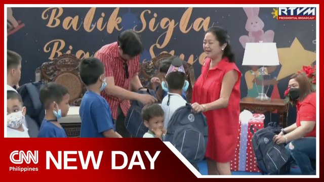 Marcos leads Christmas programs in Malacañang | New Day