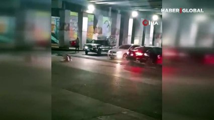 Trafikte kavga ettiği kişiye aracıyla çarptı, metrelerce savurdu!