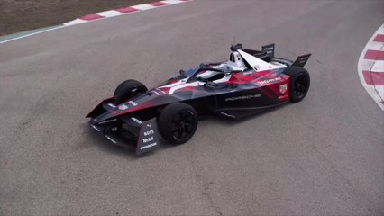 Erfolgreiche Testfahrten mit dem neuen Porsche 99X Electric Gen3