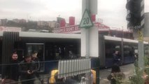 İstanbul'da tramvay ile İETT otobüsü çarpıştı! Sağlık ekipleri olay yerine sevk edildi