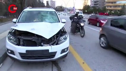 Télécharger la video: Manken Özge Ulusoy'un acı günü: Babası trafik kazasında hayatını kaybetti