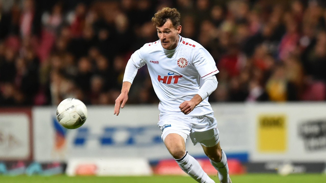 1:2 bei Fortuna Köln: Rot Weiss Ahlen bäumt sich bei Golombek-Debüt zu spät auf