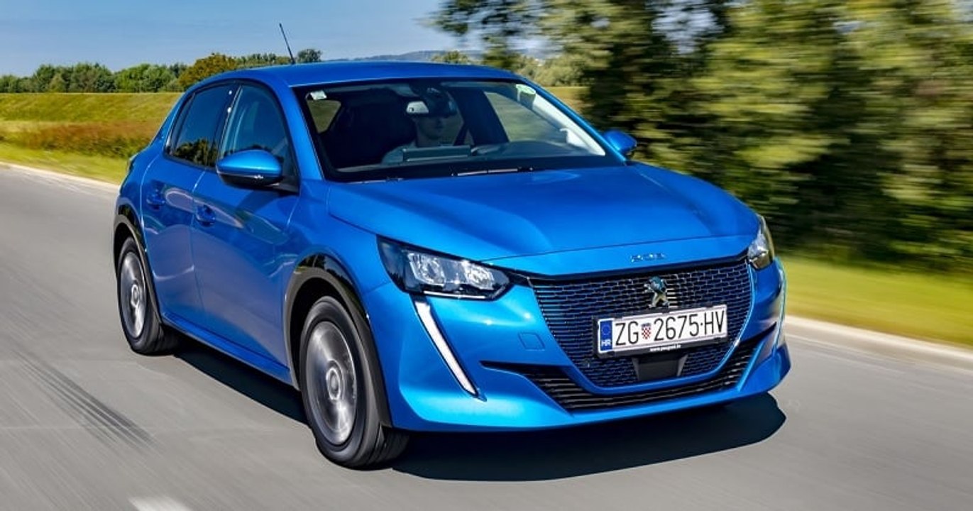 Il loue une voiture pour la journée et la rend quatre mois plus tard avec 23 000 km au compteur