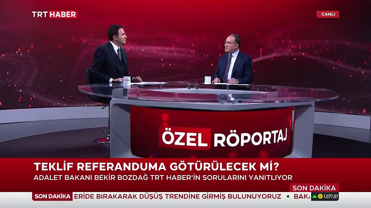 Bakan Bozdağ: Başörtüsü teklifi imzaya açıldı