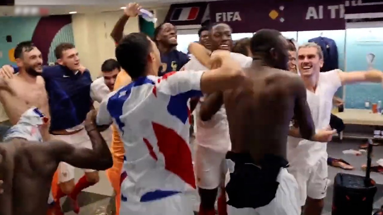 Coupe du monde 2022 : l’explosion de joie des Bleus après leur victoire face à la Pologne