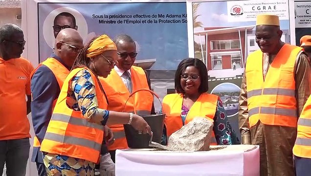 Le ministre Adama Kamara pose la première pierre de la nouvelle agence de l'Ips-Cgrae d'Odienné