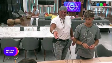 ¡Julieta escrachó a la producción de GH! "Vi a uno sacándonos fotos con un celular y me tiró un beso"