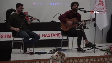 Van'da engelli sağlık çalışanları unutulmadı