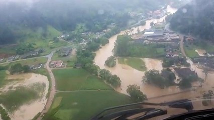 Imagens aéreas mostram enchente em Benedito Novo