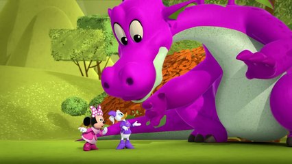 Farfus' Family! | Mickey Mouse Funhouse | Cartoon for kids