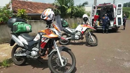 Homem em surto ameaça própria mãe que é acamada