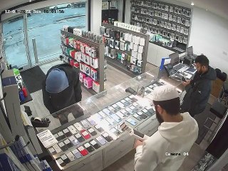 Tentative de vol dans une boutique de téléphones