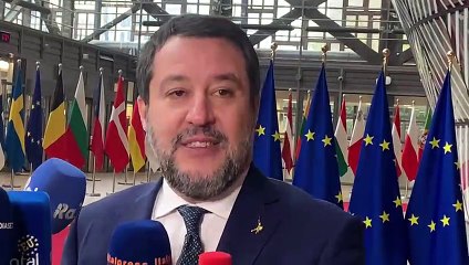 Lega, Salvini: "Congresso noi lo facciamo davvero, grande esercizio democrazia" - Video