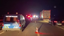 KIRIKKALE - Üç aracın karıştığı trafik kazasında 1 kişi öldü, 4 kişi yaralandı