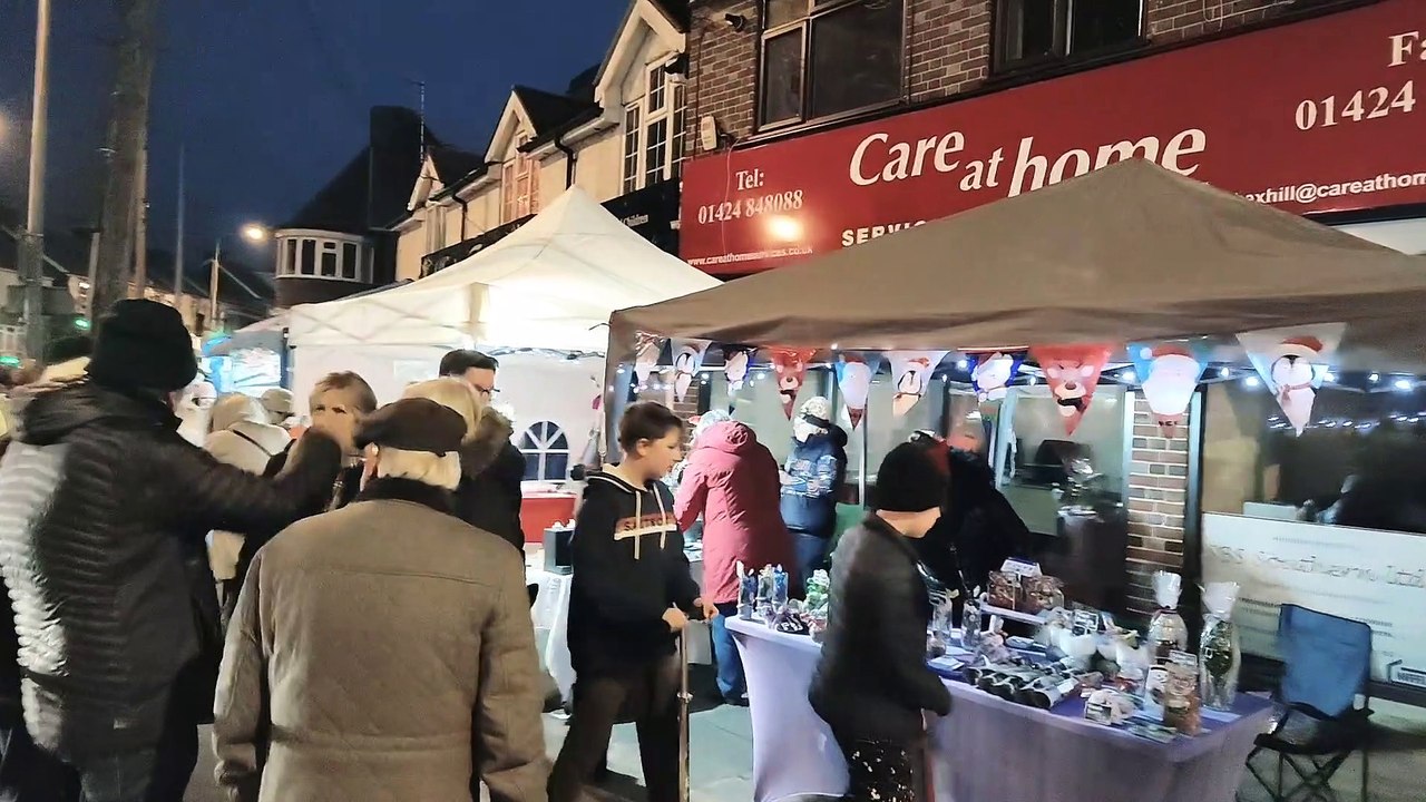 Little Common Christmas Light Switch On 2022 video Dailymotion