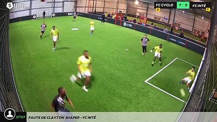 Faute de Clayton  Shaper - FC Inté