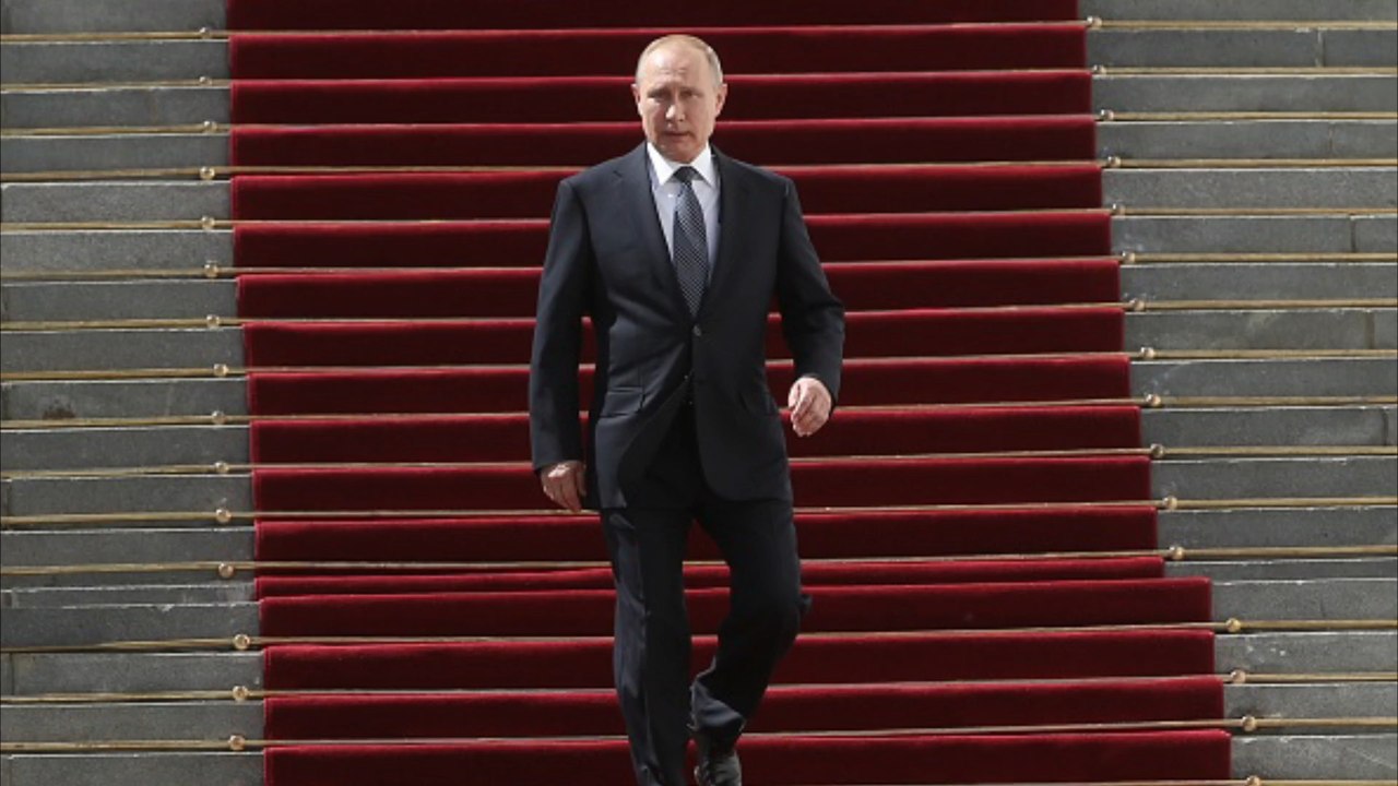 Putin hat sich nach Treppensturz eingestuhlt