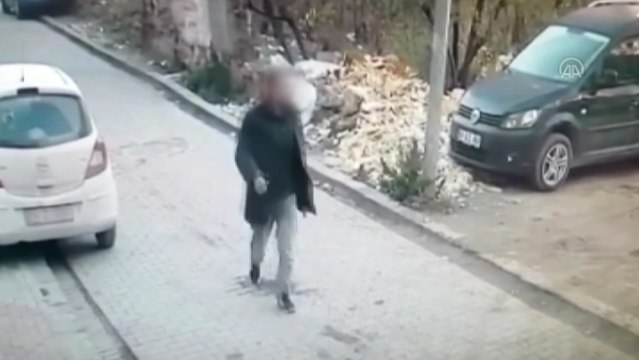 Polisle çatışan cinsel saldırı zanlısının görüntüleri ortaya çıktı