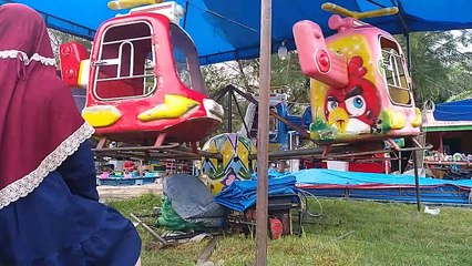 BERMAIN HELIKOPTER PUTAR