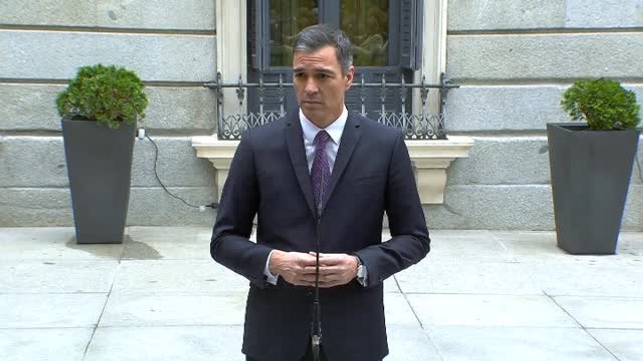 Sánchez hace un llamamiento a la oposición para que cumpla con la Constitución