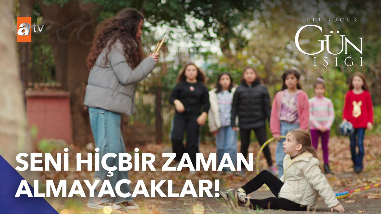 Güneş'e çocuk zorbalığı! - Bir Küçük Gün Işığı 14. Bölüm