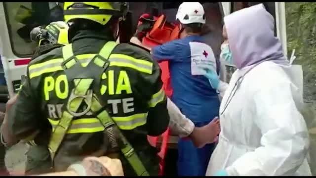 Rescatan en Colombia a una niña de 7 años tras sobrevivir a un corrimiento de tierra que la sepultó