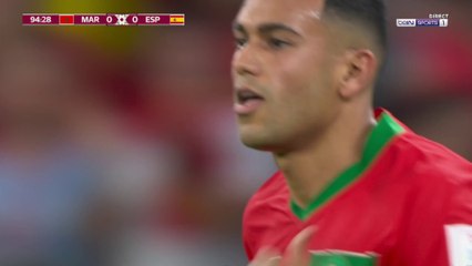 Coupe du Monde 2022 : Walid Chedira manque son face à face avec Simon !