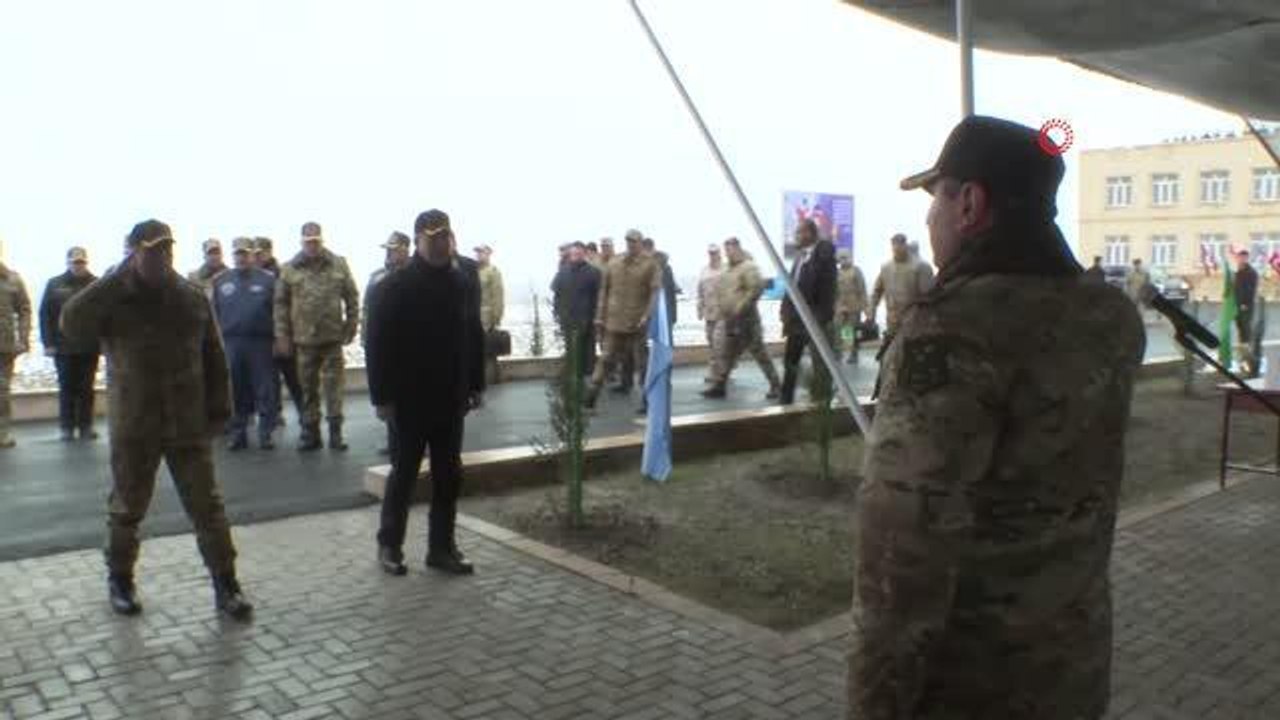 Bakan Akar: "İki devlet, tek millet anlayışında olduğumuz Azerbaycan'la gerektiğinde tek ordu, tek güç, tek yumruk olmayı biliriz"