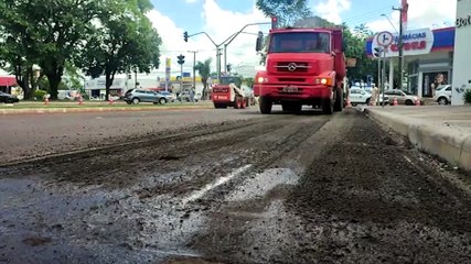 Trecho da Av. Piquiri está interditado para recapeamento asfáltico