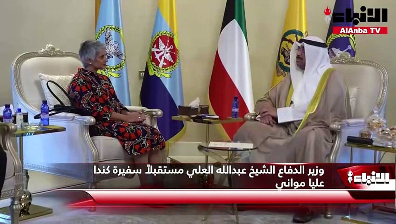 وزير الدفاع بحث مع 5 سفراء القضايا المشتركة