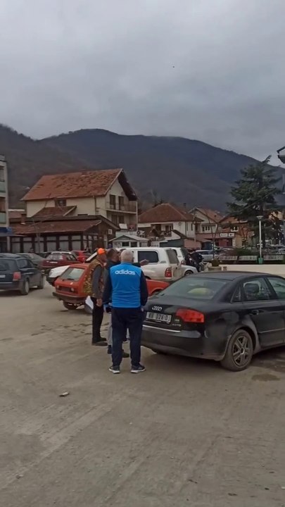Incidents in Kosovo and Metohija. In the municipality of Zubin Potok, today there was an incident between the Kosovo Police and the bare-handed people! The terror of Pristina and Kurti against the bare-handed Serbian people continues.