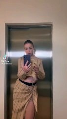 Ελένη Φουρέιρα: Σε προχωρημένη εγκυμοσύνη η τραγουδίστρια- Το βίντεο και τα στενά outfits!