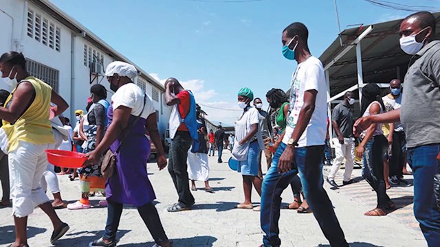 Migración deportó solo en noviembre a 24,894 extranjeros indocumentados