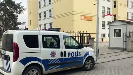 Liseliler arasında bıçaklı kavga