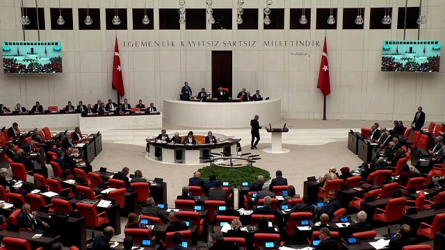 Bütçe görüşmelerinde CHP'li Karabat'tan Sayıştay raporları tepkisi: Koyun kırpar gibi rapor kırpan başkanla karşı karşıyayız!