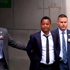 Jon Heyman getting escorted out of the Winter Meetings.