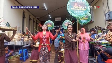 Pedagang Pasar Gede dan Seniman Doa Bersama Untuk Kelancaran Pernikahan Kaesang dan Erina