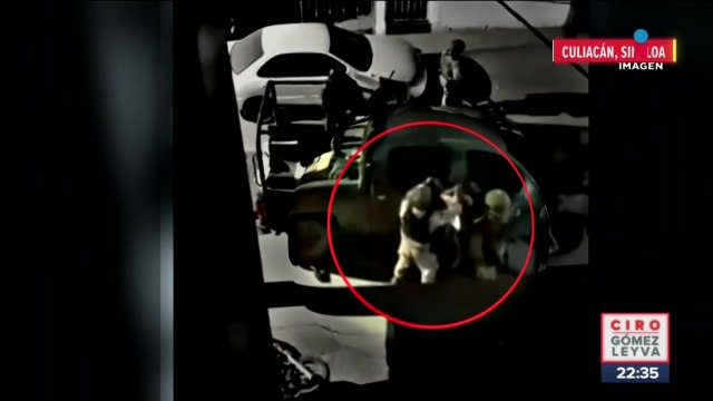 Así grabaron a militares golpeando a un joven en Culiacán, Sinaloa