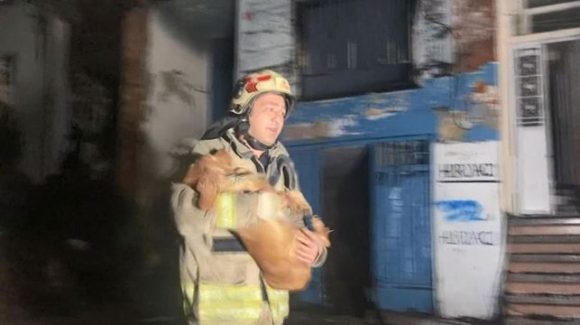 Metruk binada yangın paniğe neden oldu