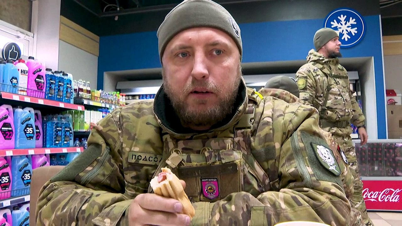 Lecker und schnell: Die 'Heißen Hunde' des Krieges in der Ukraine